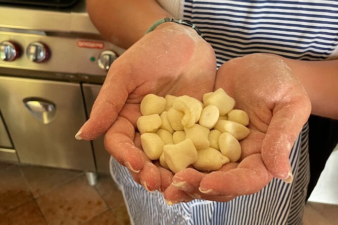 Private Cooking Class in Sorrento & garden visit. - Getting there and moving around: the main practical consideration