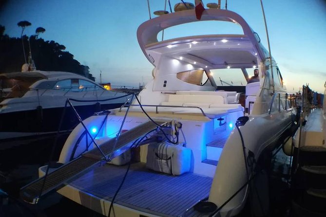 Private Cruise around Capri - yacht 50' - What makes a private Capri yacht day feel different