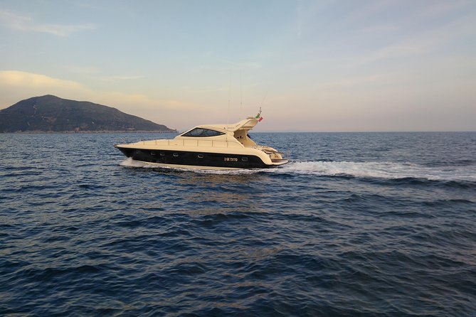 Private Cruise to Capri and Amalfi coast from Positano or Amalfi - yacht 50' - Picking your start: Positano pier or Amalfi harbour