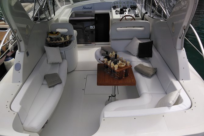 Private Cruise to Capri and Amalfi coast from Sorrento or Capri - yacht 40' - The Amalfi Coast segment: Positano, Amalfi, Li Galli, Nerano