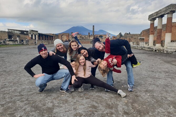 Private Pompeii & Amalfi Coast Tour: Sorrento & Positano -Tickets - The Mercedes Ride: How the Day Moves Without Stress