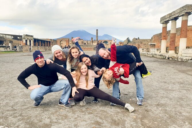 Private Pompeii & Ravello Day Trip via Amalfi Coast (Tickets) - Insula, Via dell’Abbondanza, and the Teatro Grande: seeing Pompeii as a city