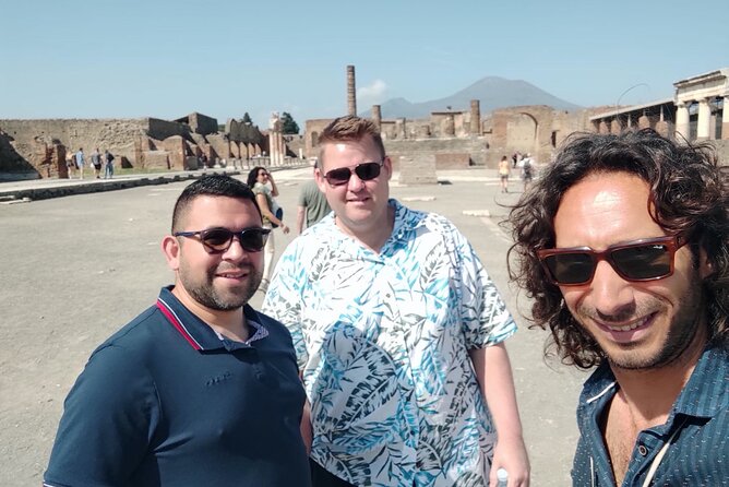 Private Pompeii Tour with lunch and Olive Oil Factory Experience - Private Pompeii and Olive Oil from Sorrento: a smart full-day mix