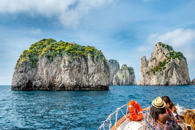Private sailing trip along Capri and the Sorrento Coast - Private Boat Advantage: Quiet Sailing and Real Flexibility