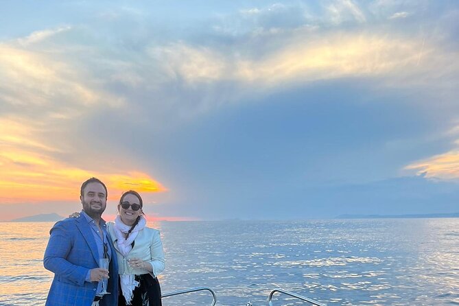 Private Sorrento Sunset Cruise with Prosecco, Spritz & Limoncello - Getting There: the 6:00 pm rhythm