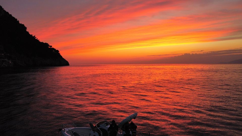 Private Sunset boat tour - Marina di Puolo: where the swimming time makes the tour feel worth it