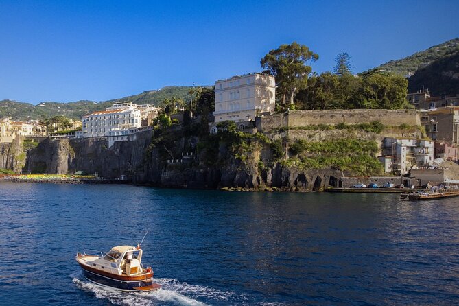 Private tour of Capri - Stop 3: Blue Grotto and the Real-Time Wait Call