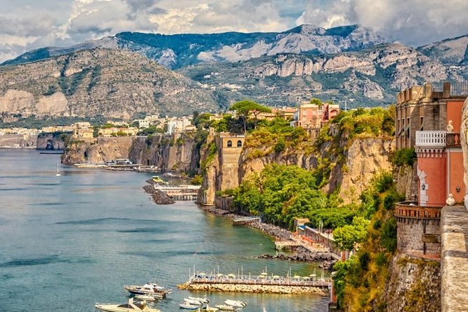 Private Tour Of Pompeii - Sorrento & Positano - Private Transport Logic: Why This Van Setup Works on the Amalfi Coast