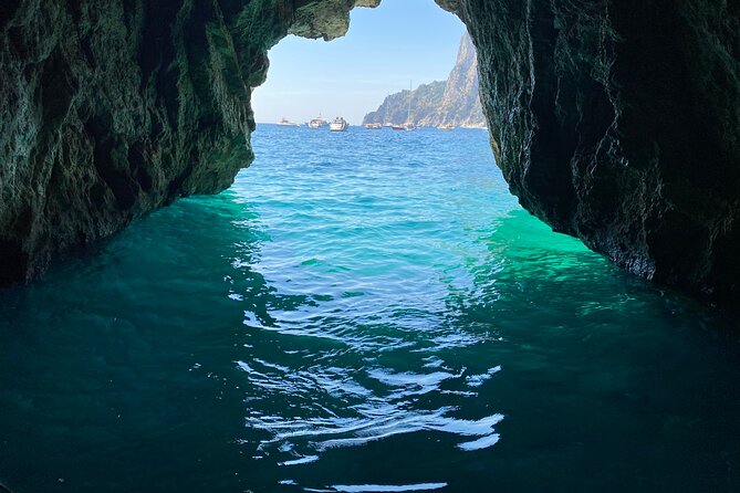 Private Tour of the Island of Capri by Boat and Visit to the Caves - Quick Capri cave checklist