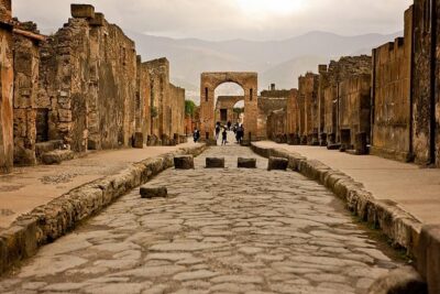 Private Tour Pompeii Herculaneum Vesuvius - Price and Logistics: What You Pay For (and What You Don’t)