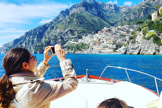 Private Tour to Capri & Positano from Sorrento Classic Gozzo 850 - Positano in about one hour: how to use the clock