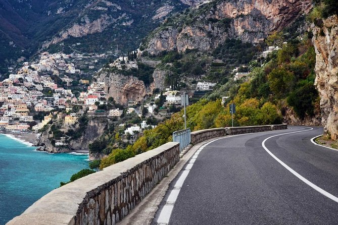 Private Transfer From Positano Hotels to Naples - Luggage rules and the one thing that can change your ride