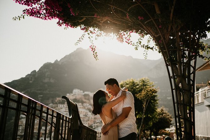 Private Vacation Photography Session with Local Photographer in Amalfi Coast - Is this worth it for honeymoons, anniversaries, engagements, and families?