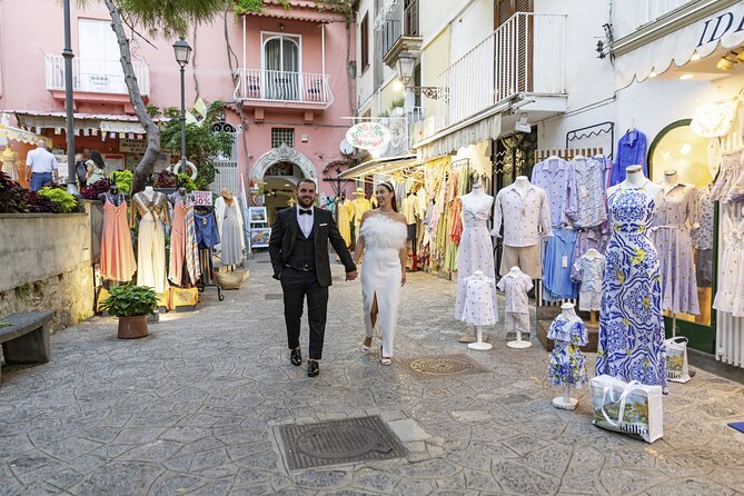 Professional photo shoot around Positano - Starting at Piazza dei Mulini: Get Oriented Fast
