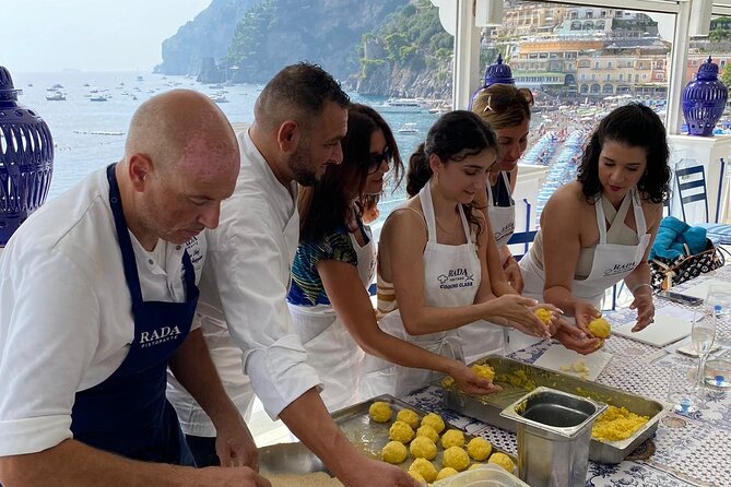 Rada Rooftop Cooking Class in Positano - Chef Andreajn Ruggiero’s teaching style (and why it feels easy)