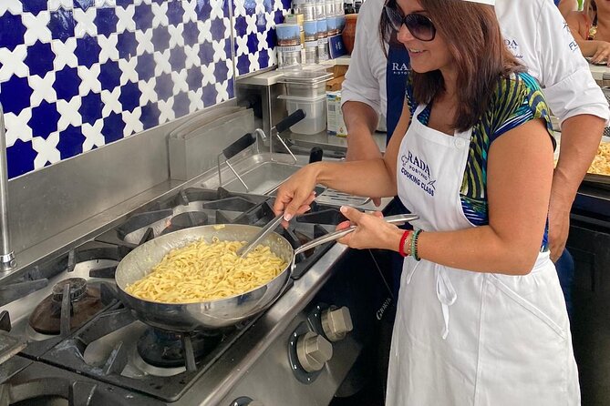 Rada Rooftop Cooking Class in Positano - Logistics that help you enjoy it more (without stressing)