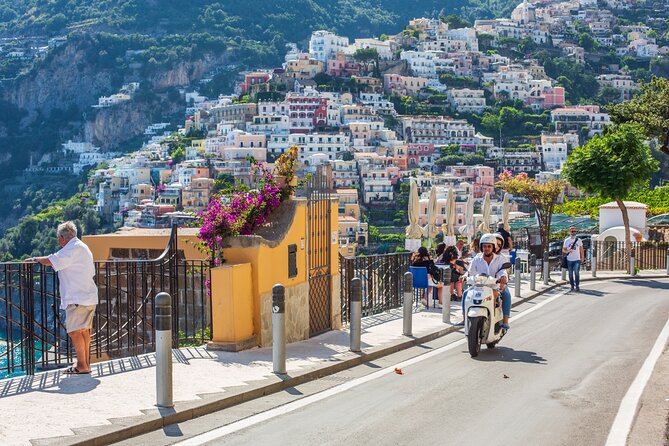 Scooter rental to visit the Amalfi Coast - Key things to know before you ride