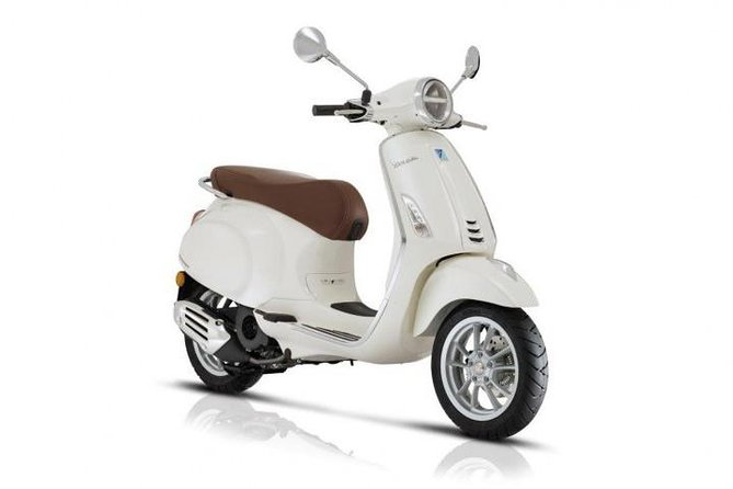 Scooter Rental Vespa Primavera 125cc from Sorrento - Where you meet in Piano di Sorrento (and how the start shapes your day)