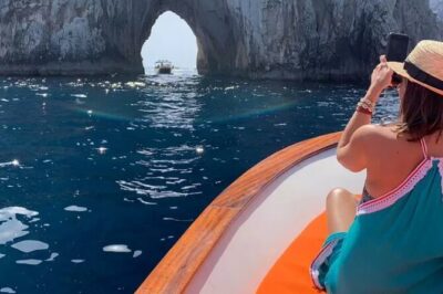 Selfie at Faraglioni, Water Taxi, Transfers in Capri! - The Selfie at Faraglioni option: a focused photo stop that actually makes sense