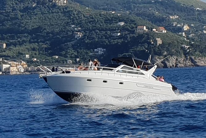 Shared boat tour from Sorrento to discover Capri - Sorrento to Capri by boat: the value is in the time on the water