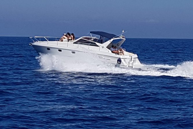 Shared boat tour from Sorrento to discover Capri - Marina di Puolo and the Lubrense coast: a calmer start before Capri