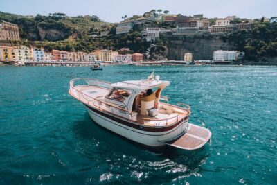Shared half-day boat tour to Capri from Sorrento - Meeting point and timing: the 8:30 start matters