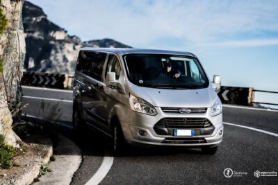 Shared shuttle service from Positano to Naples Central Station - Why this shuttle is a smart way to reach Naples