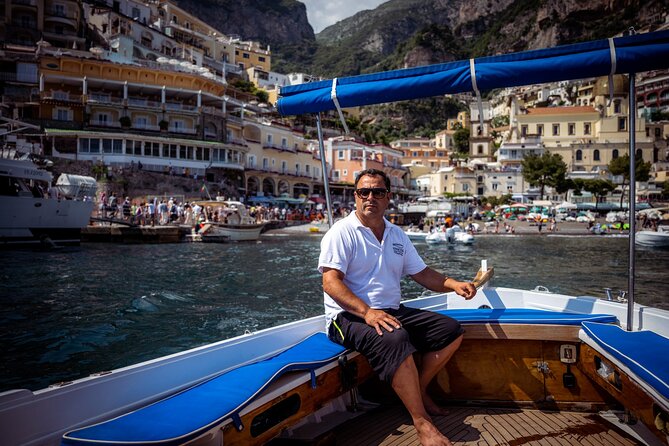 Simply Amalfi Coast Private Boat Tour con Giovanni - Conca dei Marini and the Capo di Conca pass