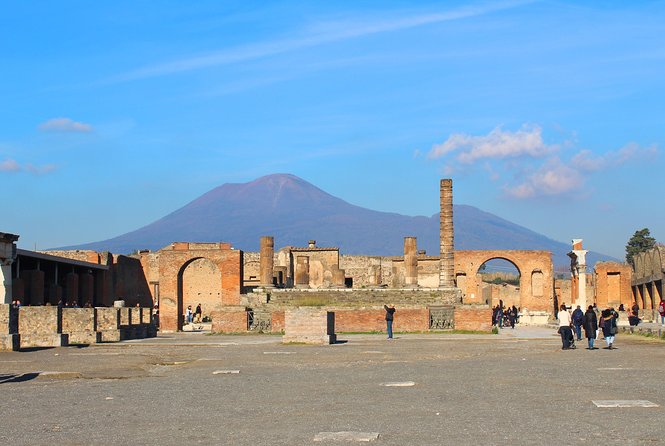 Skip-the-Line Pompeii Archaeological Site with Private Guide - Skip-the-line Pompeii: what priority access really buys you