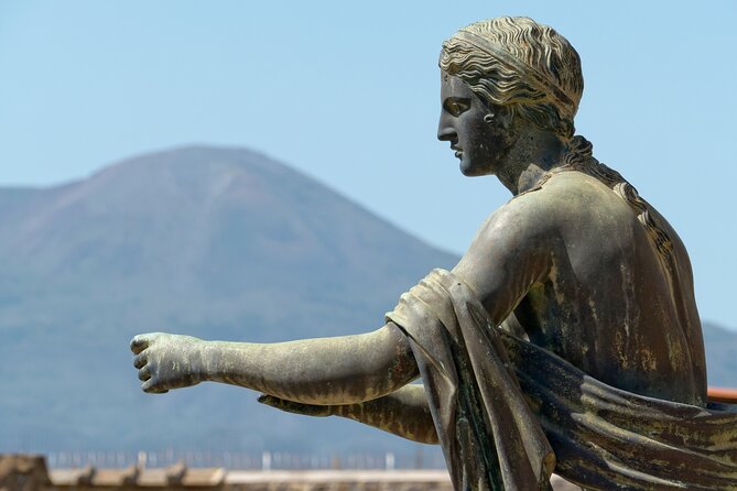 Skip the Line: Pompeii Express Small Group Guided Tour - The 2-Hour Walking Route: Forum, Baths, Gymnasium, and Streets