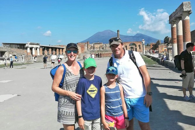 Skip-the-Line Pompeii Tour for Kids with an Archaeologist - What You’re Really Buying: Time, Structure, and a Kid-Friendly Story