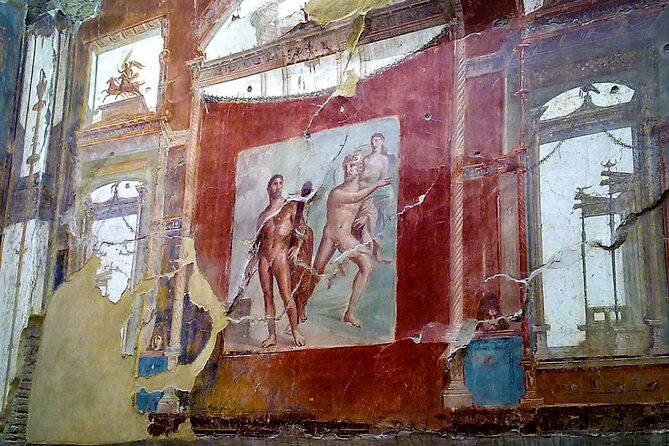 Skip the line Ticket Herculaneum Guided Tour 4 hrs - Sacello degli Augustali: frescoes, myth, and a chilling human detail