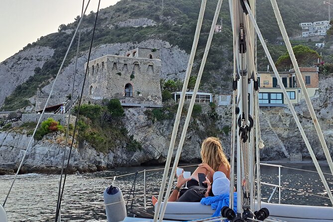 Small Group Sailing Tour in Amalfi Coast with Aperitif - Route Style: How the Captain Builds Your Day