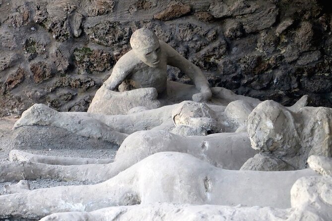 Small-Group Tour in Pompeii with a Real Archeologist, ticket included - Casa dei Vettii: luxury you can actually picture