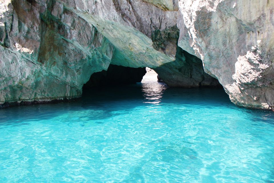 Sorrento: Capri and Blue Grotto Boat Cruise with Drinks - Practical Tips That Make the Tour Smoother