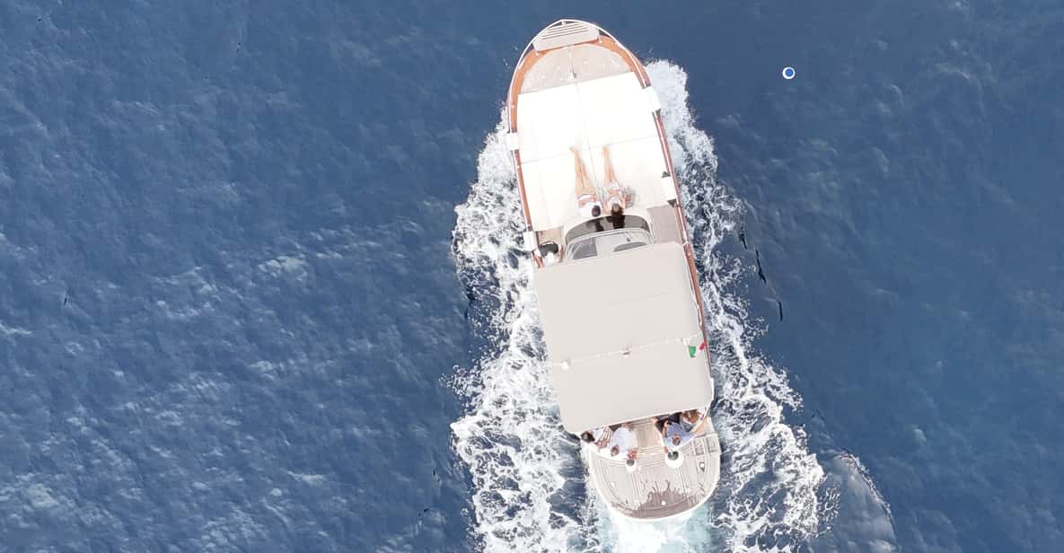 Sorrento: Capri and Blue Grotto Yacht Tour with Snorkeling - Key things I’d circle before you book