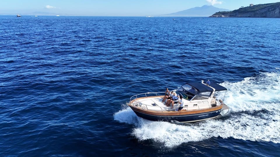 Sorrento: Capri and Blue Grotto Yacht Tour with Snorkeling - Food and drinks onboard: included comfort with real momentum