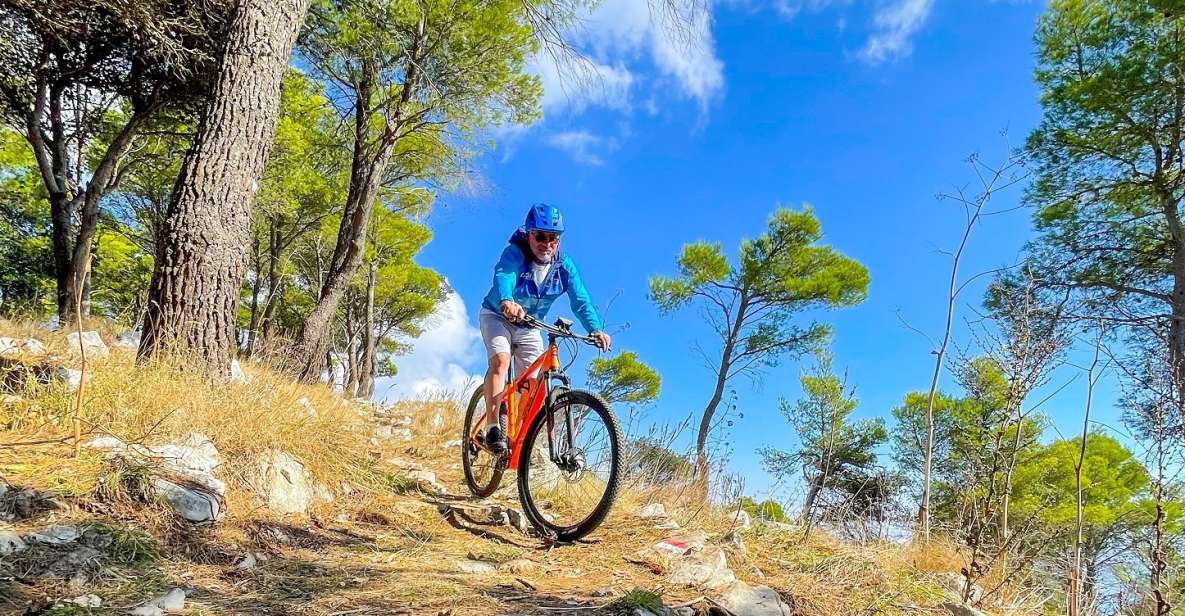 Sorrento Coast E-bike Fun Tour Experience - E-bike and included gear: what you don’t have to manage