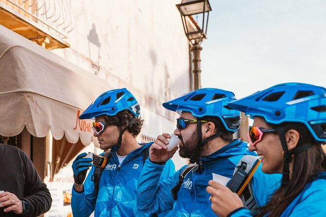 Sorrento e-bike adventure: olive oil and lemon tasting - Massa Lubrense and Sant’Agata sui Due Golfi: climbing for the two-gulf view