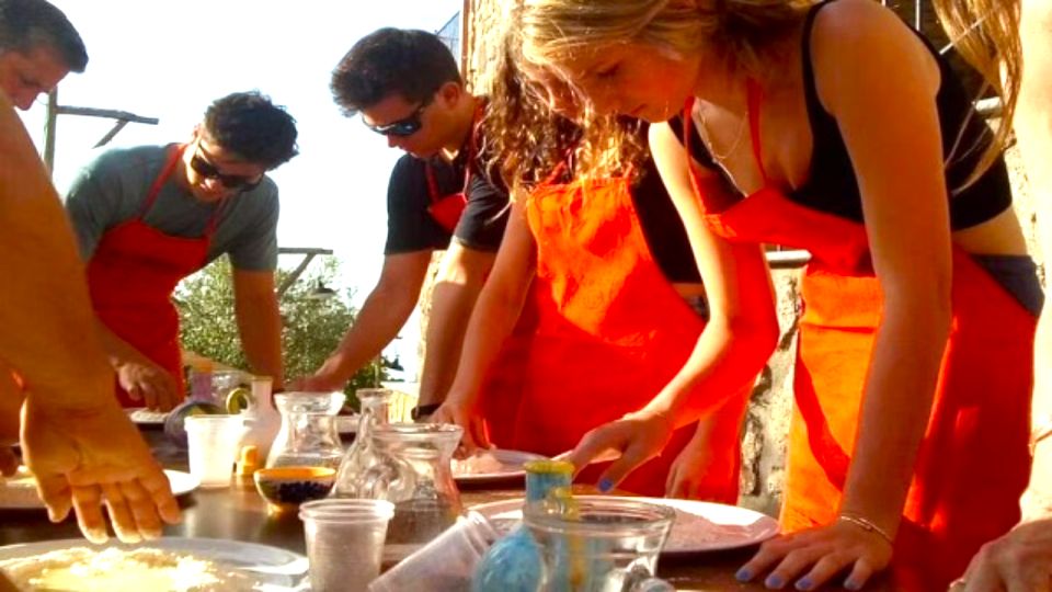 Sorrento: Half-Day Pizza Making, Wine, Limoncello & Pick-Up - Key highlights you’ll actually feel