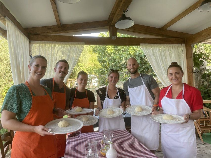 Sorrento: Half-Day Pizza Making, Wine, Limoncello & Pick-Up - Toppings and classic styles: Margherita or Marinara
