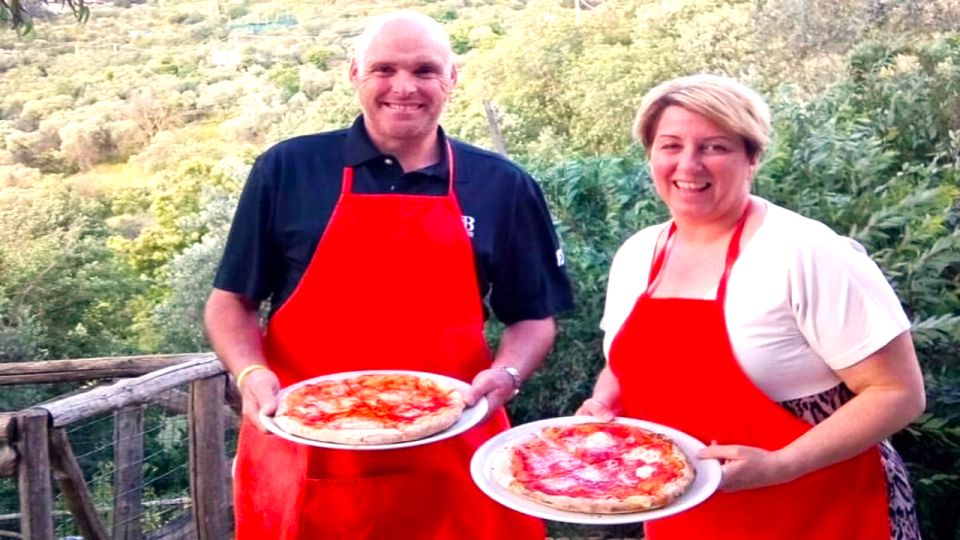 Sorrento: Half-Day Pizza Making, Wine, Limoncello & Pick-Up - Included extras that add real value