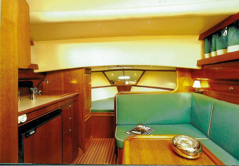 Sorrento: Luxury Private boat to Capri & visit Blue Grotto - Price and value: private boat math for up to 6 people