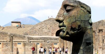 Sorrento: Pompeii and Vesuvius Day Trip with Entry and Lunch - Starting pickup in Sorrento: timing you can count on