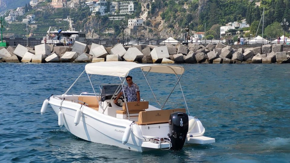 Sorrento: Private Sunset Cuise with Prosecco and Limoncello - Key highlights at a glance