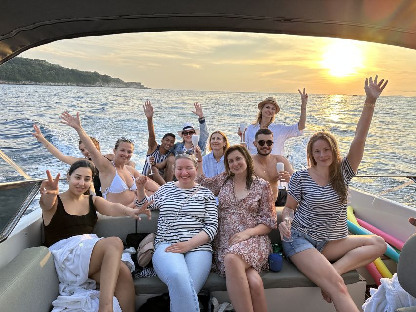 Sorrento: Scenic Boat Tour with Aperitif - Bagni della Regina Giovanna: The Natural Archway Swim Stop