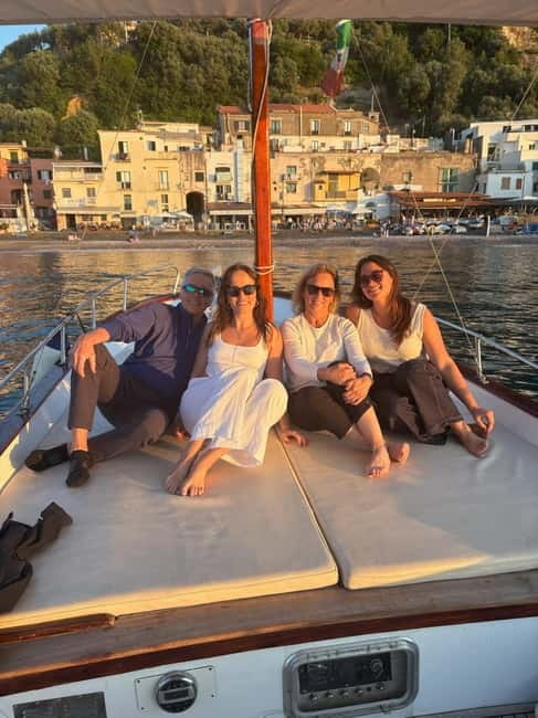 Sorrento Sunset Cruise with Aperitif on Board - Golden hour on a motorboat from Marina Grande
