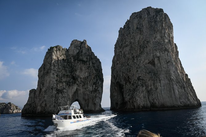 Sorrento to Capri and back: Minicruise Daily Return Ticket - Comfort, Boarding, and the “Self-Operated” Reality