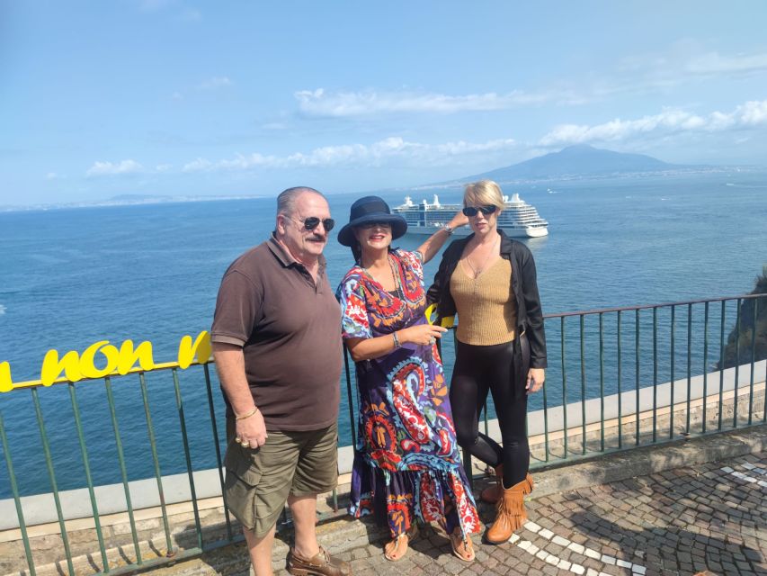 Sorrento: walking in the Grand Tour with stunning landscapes - Imperial Hotel Tramontano: royal guests, poet-born pauses, and song lore