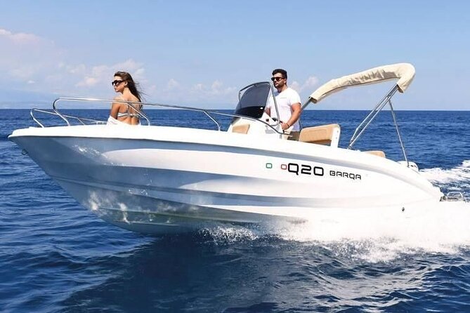 Sorrentomaxiboat tours to Capri - From Hotel Il Faro: your meeting point and the easy start